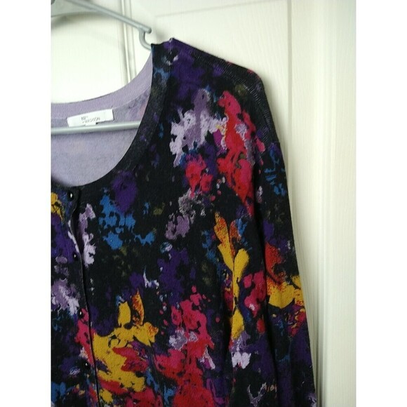 89th + Madison Women's Long Sleeve Black Color Art Button Cardigan. Size 1X - Picture 2 of 11